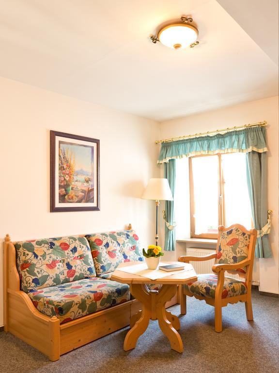 Hotel Lobmeyer Roding Quarto foto